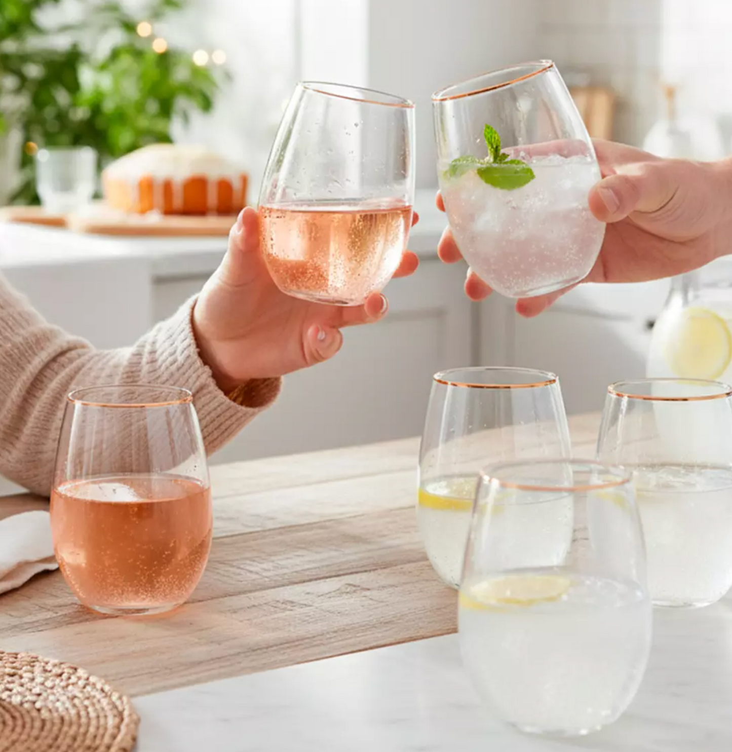 Set 4 Cocktail Glasso