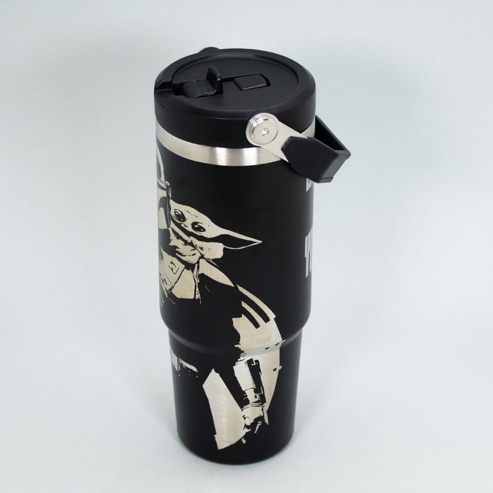 Botella Insulada Con Mango 850ml Black Star Wars Mandalorian
